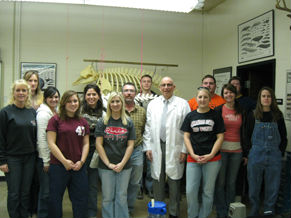 Aldemaro Romero Jr. with Marine Mammals class at Arkansas State University January 2009